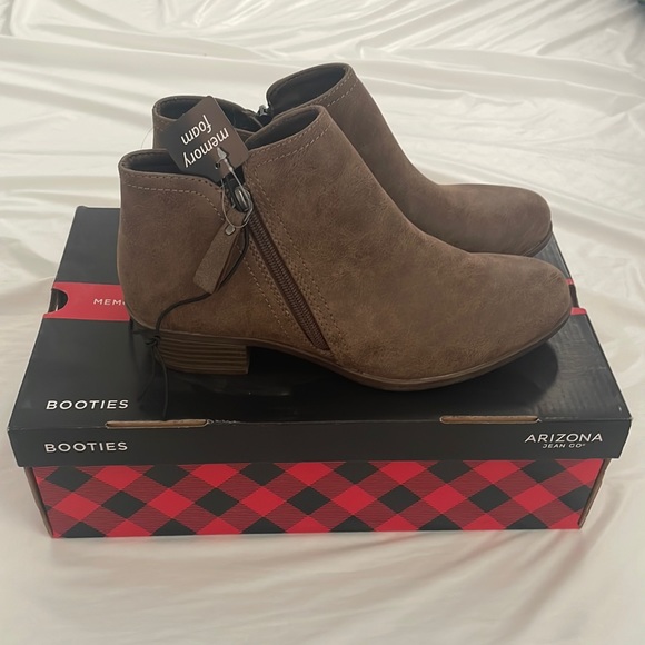 Arizona Jean Company Shoes - Ankle Booties